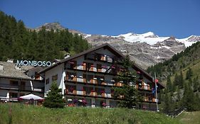 La Trinitè Monboso Hotel